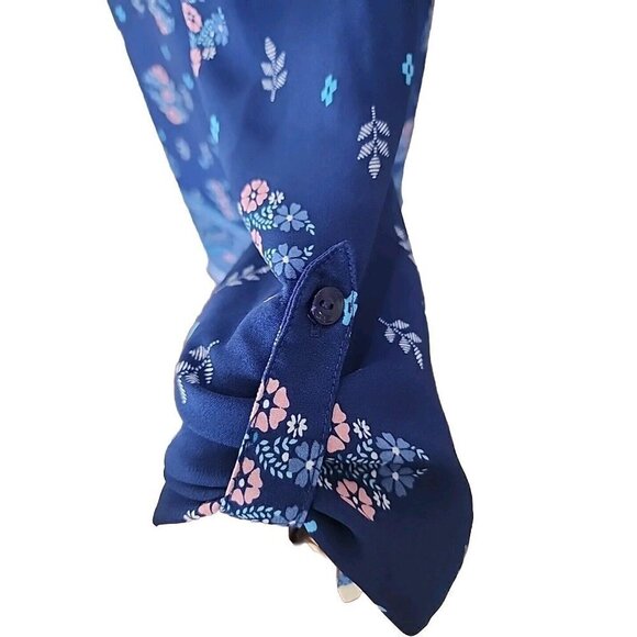 Pink Rose Women's Blue and Pink Floral 3/4 Tab Sleeve V Neck Top, Medium - Picture 8 of 8